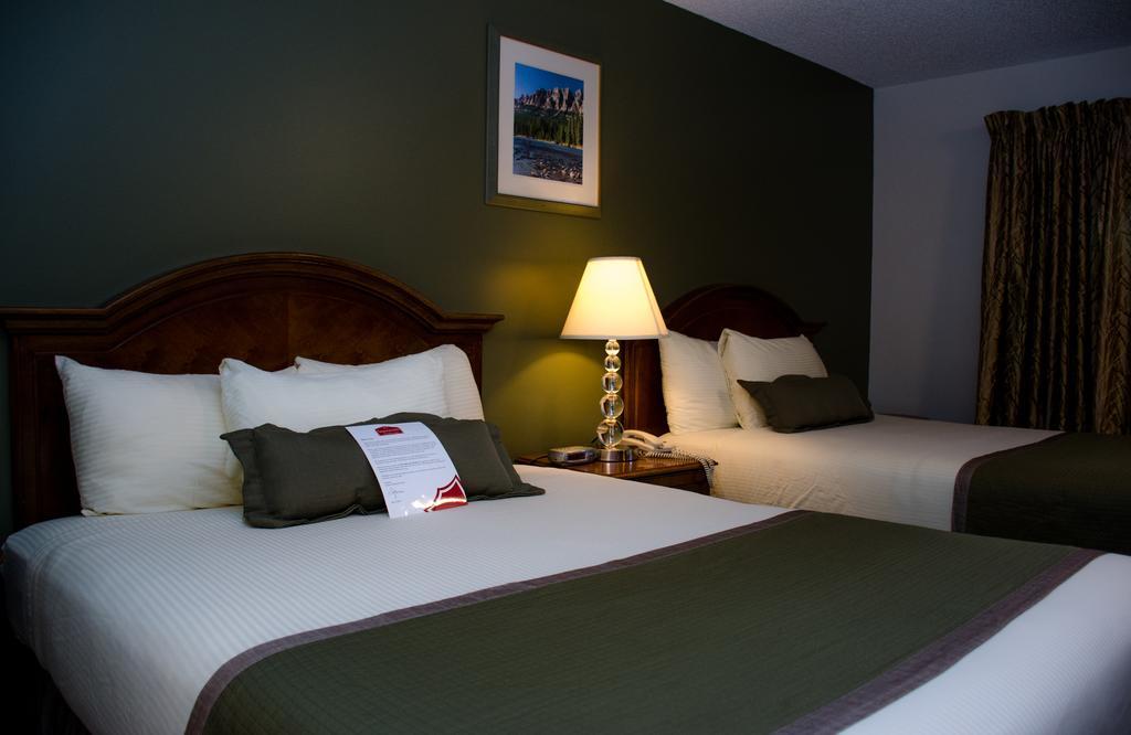 Ramada By Wyndham Medicine Hat Dış mekan fotoğraf
