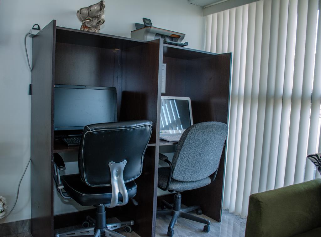 Ramada By Wyndham Medicine Hat Dış mekan fotoğraf